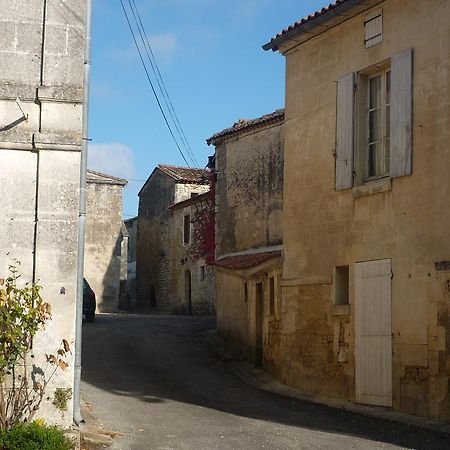 Chambres D'Hotes L'En Haut Des Vignes Merignac (Charente) Ngoại thất bức ảnh