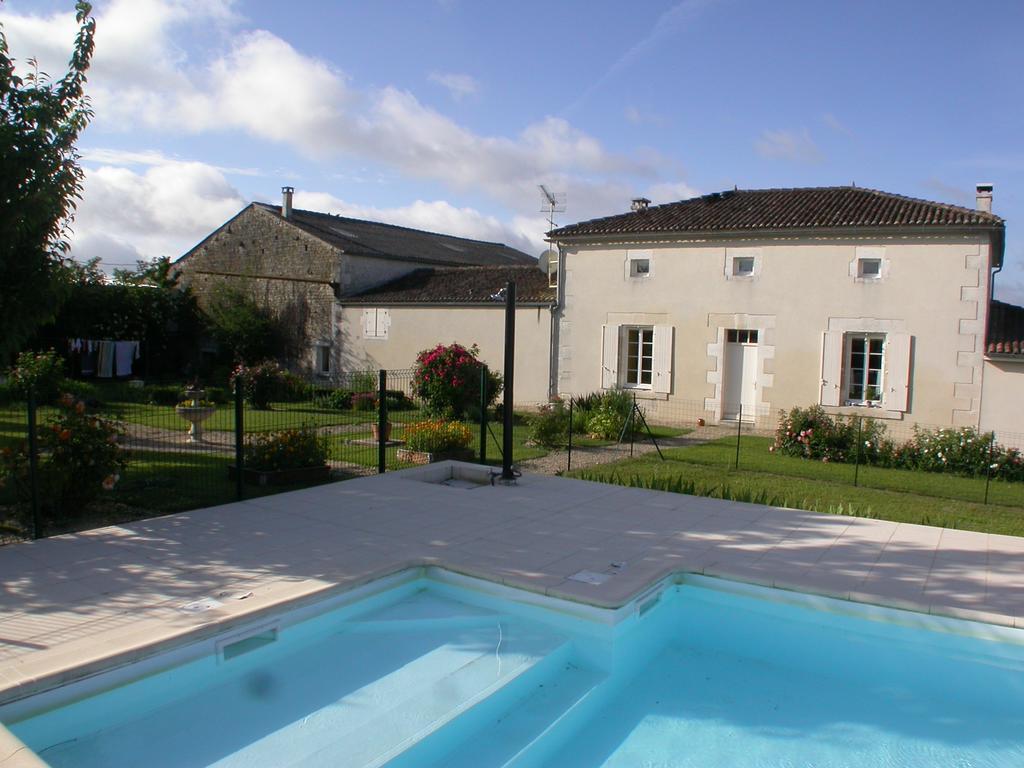 Chambres D'Hotes L'En Haut Des Vignes Merignac (Charente) Ngoại thất bức ảnh
